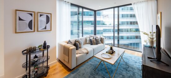 Luxury 2 bed apartment living room in Hampton Tower, South Quay Plaza