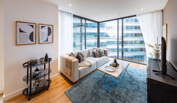 Luxury 2 bed apartment living room in Hampton Tower, South Quay Plaza