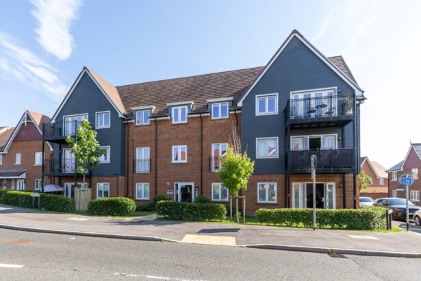19 Harrys Way